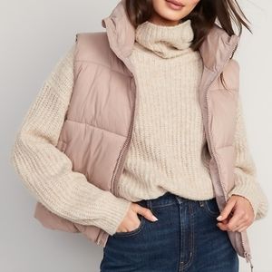 Water resistant quilted puffer vest for women